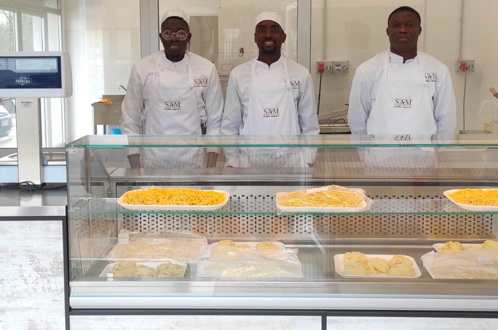 Pastificio-SAM-Sadia-Diaby-Madi-Minougouy-Adama-Traore_5478a.jpg