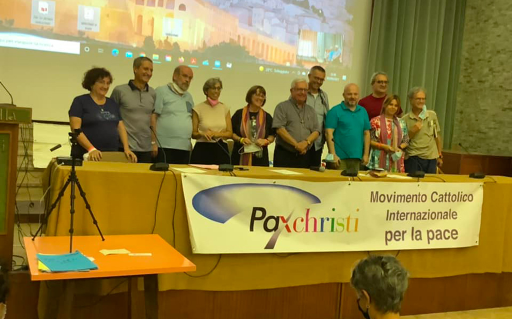 Pax-Christi--Punto-Pace-di-Lamezia-Terme_98fe6.jpg