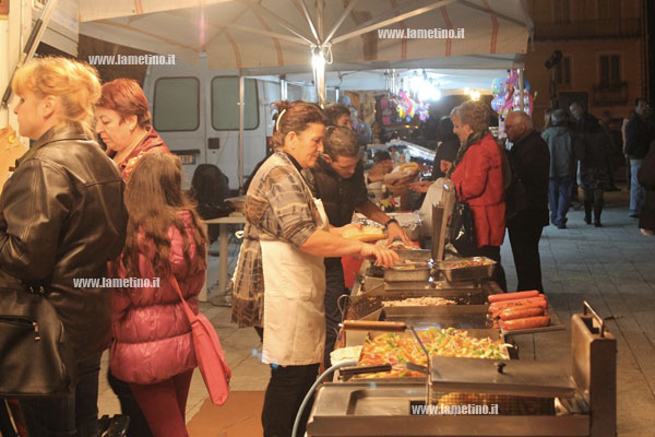 Piazza-mazzini-inaugurazione-2014.jpg