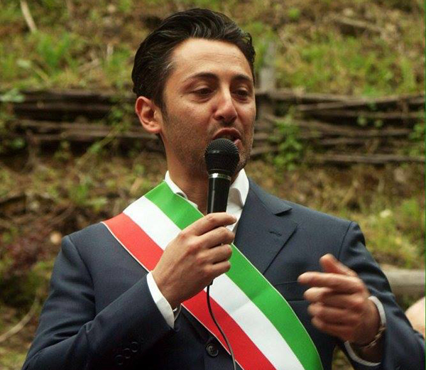 Feroleto Antico, eletto sindaco Pietro Fazio con il 98,28%. "Ringrazio di cuore tutti gli elettori"