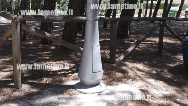 Pineta-cafarone-lampione.jpg