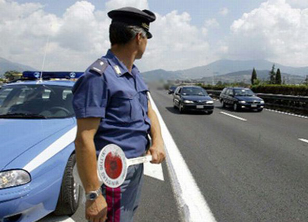 Calabria: Rubano otto quintali di cavi in rame, due arresti