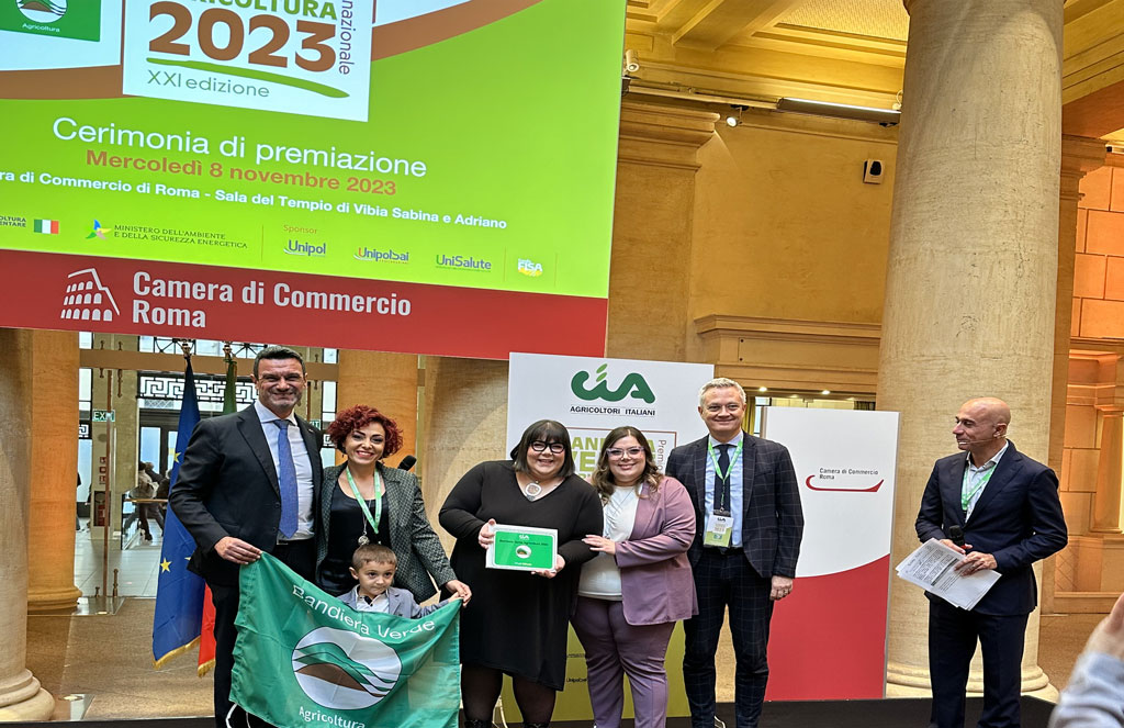 Premiazione-Bandiera-Verde-agricoltura-2023-VIVAI-MILONE_cfec9.jpg