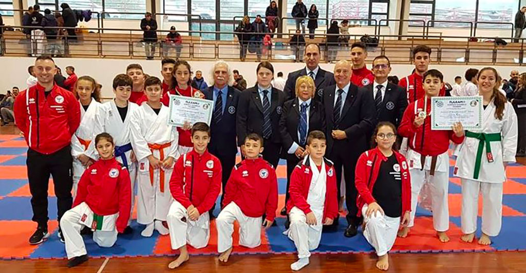 Premiazione di fine anno per l'Accademia Karate Lamezia