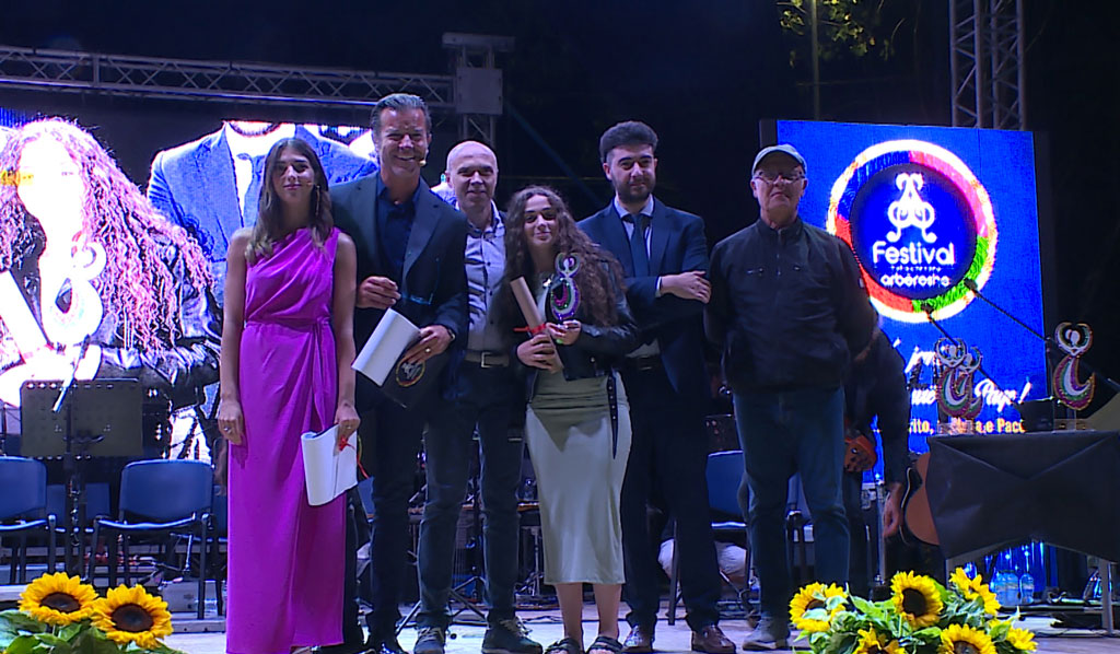 Premio-Pino-Cacozzamiglior-testo-Gaia-Bua_3f993.jpg