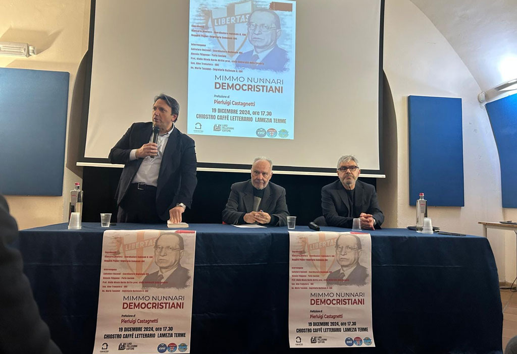 Lamezia, Mimmo Nunnari ha presentato il suo libro "Democristiani" al Chiostro