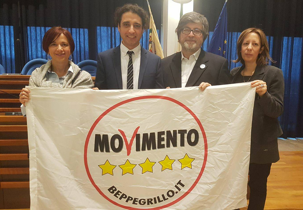 Elezioni, presentati candidati M5S area Catanzaro: “Lavoro, sanità, lotta alla criminalità organizzata e ambiente nel programma” 