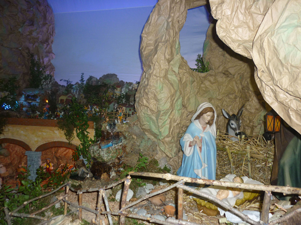 Platania: Premiazione dei vincitori del “Concorso Presepe 2014” – Il vescovo Cantafora:  “Il presepe scuola di vita per le famiglie”