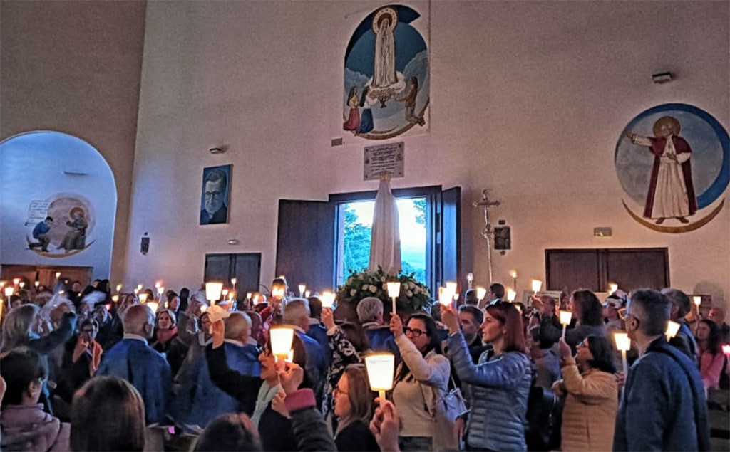 Processione-al-Santuario-Sov.Mannelli-maggio2024_3e15c.jpg