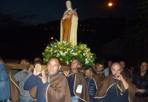 ProcessioneSantaTeresa2017.jpg