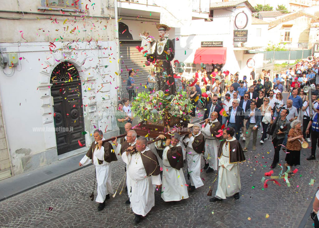 Processione_ec046.jpg