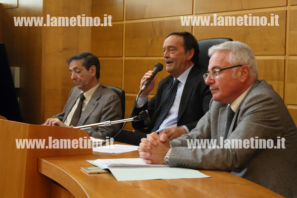 Processo-telematico-civile-firmato-al-Tribunale-aprile-2014-2.jpg