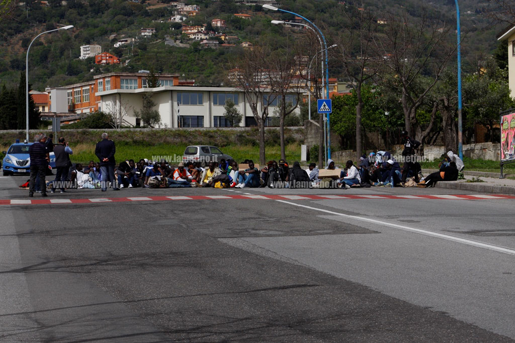 Protesta-immigrati_aprile-2016_3.jpg