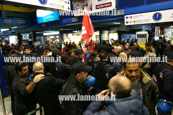 Protesta-precari-aeroporto-11-12-13.jpg