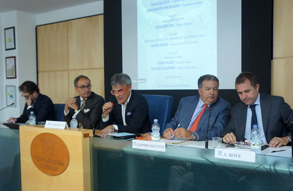 Finanziare imprese per uscire da crisi, discussione a Cosenza