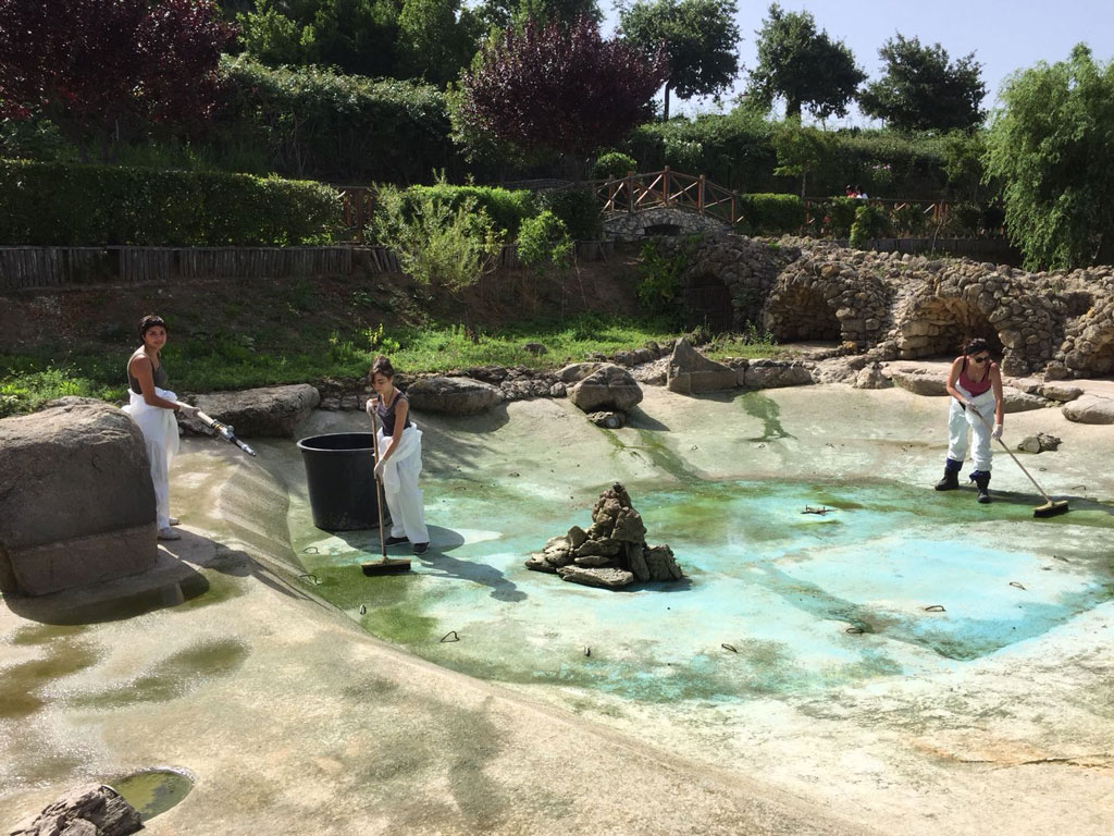 Conclusa manutenzione dei sentieri e bonifica del laghetto al Parco della Biodiversità mediterranea