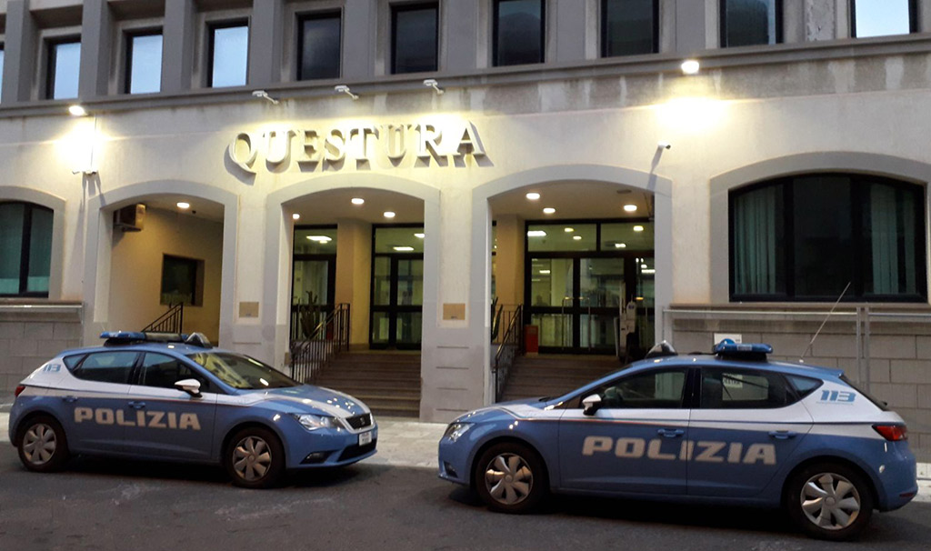 Sequestrano e mutilano un anziano a Reggio, disposto arresto 