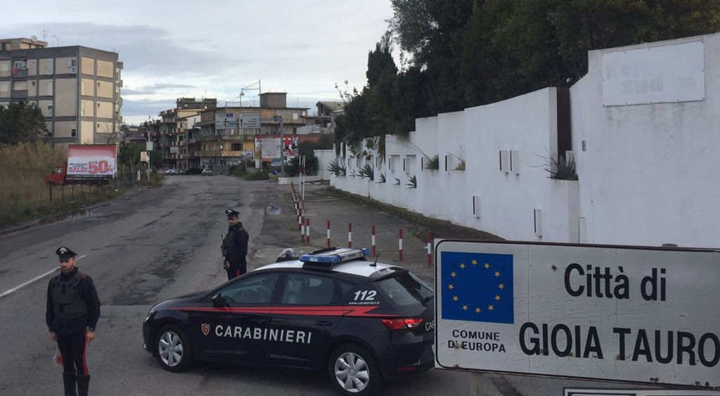 Nonostante Daspo era pronto per giocare a calcio, arrestato a Gioia Tauro