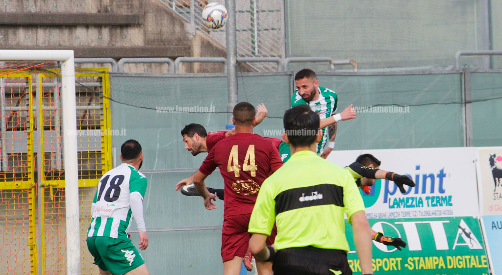 Vigor Lamezia calcio 1919 costretta alla semifinale play-off contro la bestia nera Belvedere