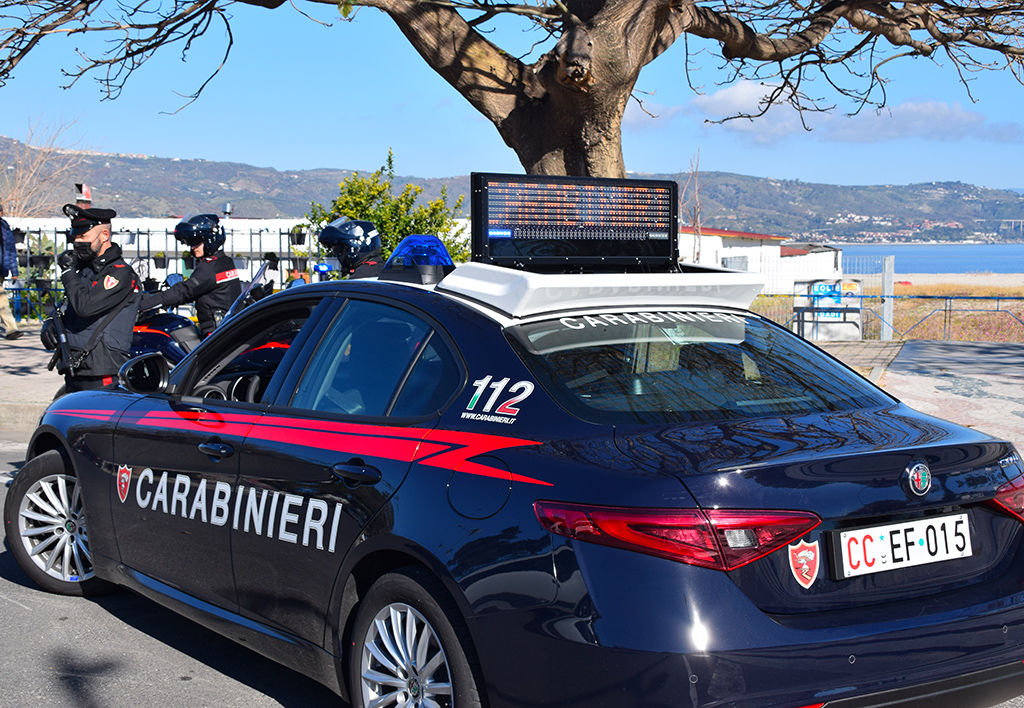 Controlli nel Soveratese, un arresto per droga e uno per maltrattamenti in famiglia