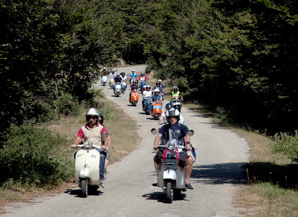 Lamezia: Vespa tour, questo weekend fino in Sila 