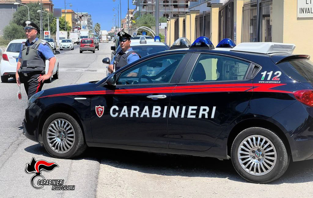 Quattro arresti dei carabinieri a Reggio per il reato di ricettazione