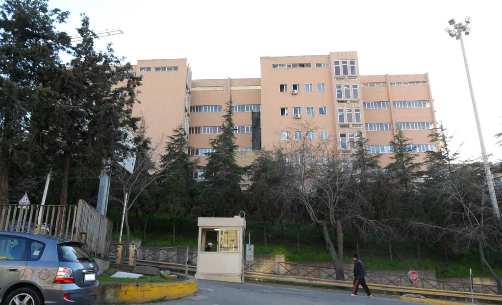 Sedicenne muore per meningite a Reggio