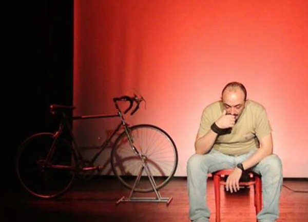 Lamezia, Il 12 marzo appuntamento Ri-Crii con ‘Spingi e respira’ dedicato agli otto ciclisti a teatro Umberto