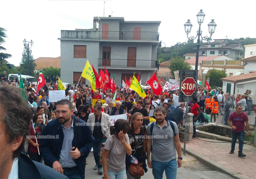 Riace_manifestazione_6ottobre2018_7.jpg