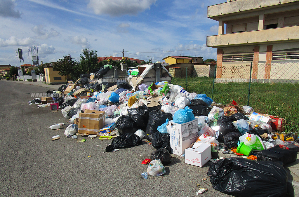 Rifiuti-lamezia-9-settemrbe-2019-12.jpg