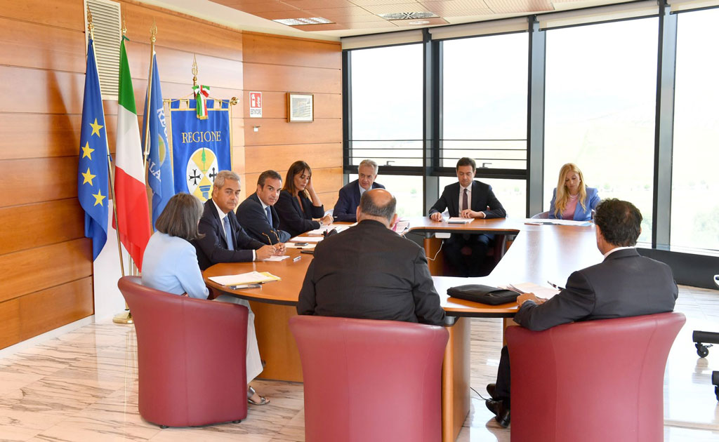 Riunione-Giunta_acbb1.jpg