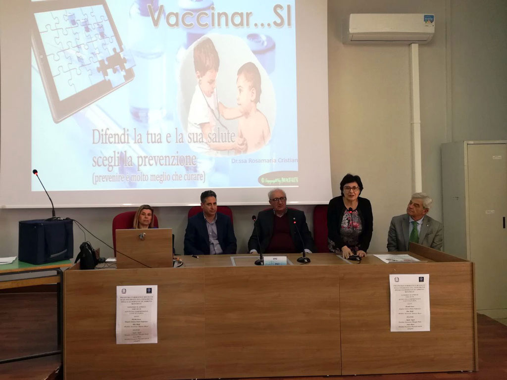 Lamezia, incontro promosso dal Rotary club sull'importanza dei vaccini