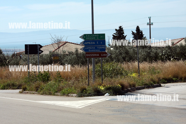 Rotatoria-Terme-di-caronte-marzo-1.jpg