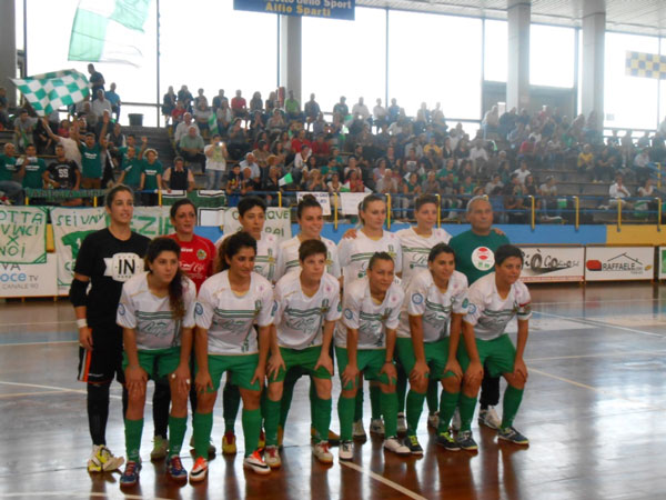 Calcio a 5 femminile: Royal Lamezia battuta per 1 a 3 dal Bisceglie