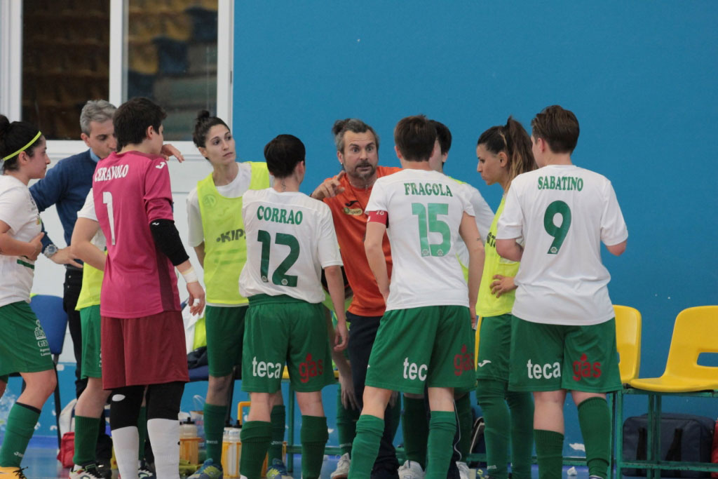 Manita della Royal Team Lamezia che sbanca Taranto e vola in vetta