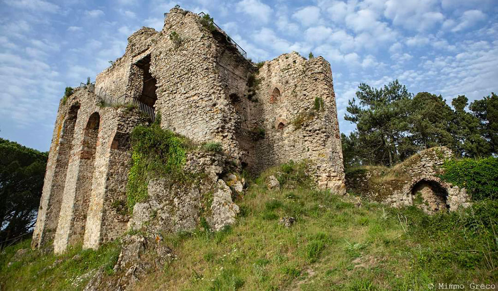Rudere-a-S.-Giorgo-Morgeto-giu2024_35335.jpg