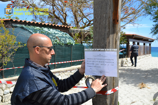 SEQUESTRATO-FABBRICATO-ABUSIVO-NEL-COMUNE-GURDAVALLE-2.jpg