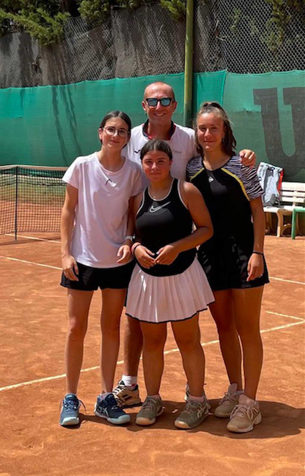 SQUADRA-UNDER-16-FEMMINILE-CAMPIONE-REGIONALE-_31ccd.jpg