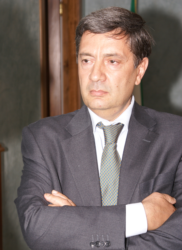 Lamezia, Emergenza Rom/Panedigrano: "Vitello sindaco subito"