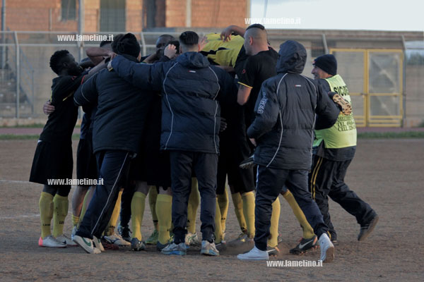 Calcio: il Sambiase vince 1 a 0 contro il Cutro