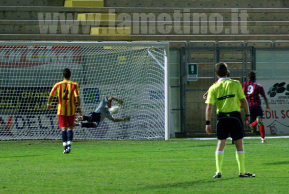 Sambiase_Cosenza_il_gol_di_MOsciaro_copia