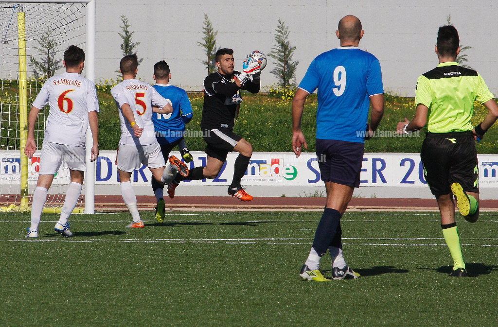Calcio, l’ex Scalese gela il “Renda”: Sambiase – Cutro 0-1
