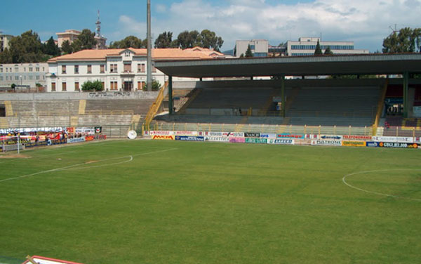 Calabria: Contratti fittizi Fc Catanzaro, chiesto processo a 15  imputati