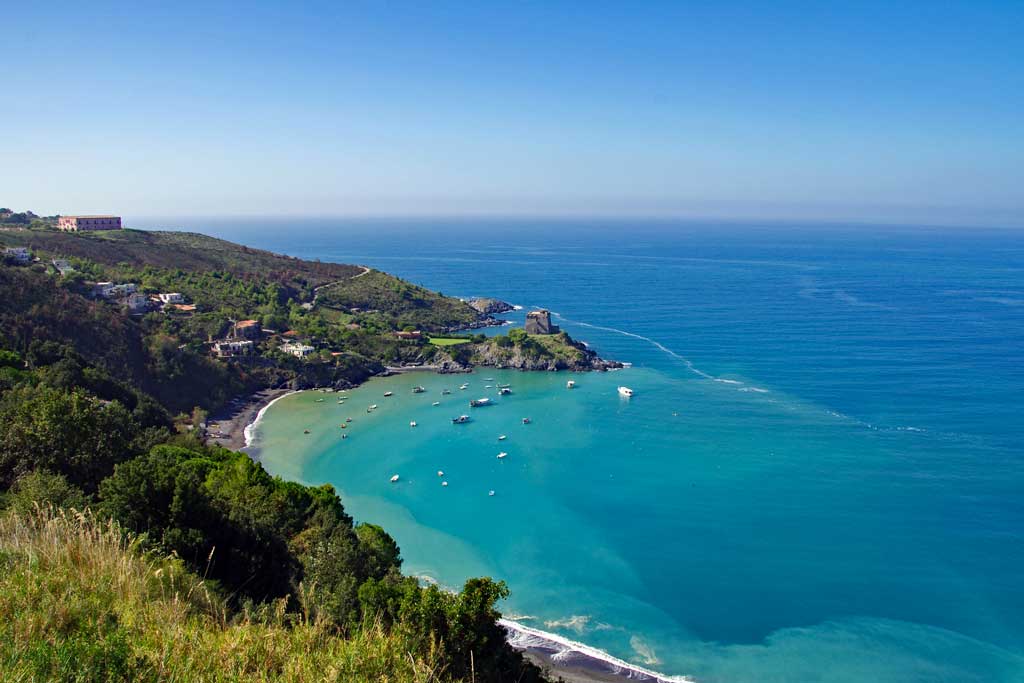 San-Nicola_Calabria_credit_Holidu.jpg