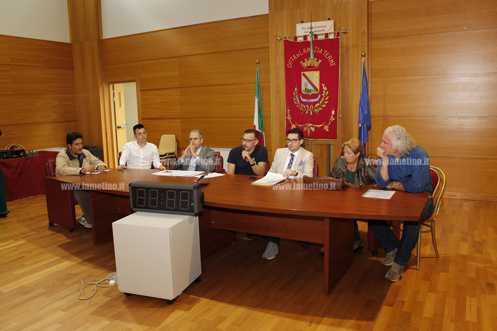 Lamezia: "Coordinamento 19 marzo" ottiene incontro con Oliverio su sanità, l'appuntamento in Regione il 25 ottobre