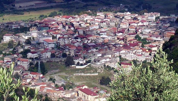 Comuni: San Luca, nominato commissario dopo voto non valido 
