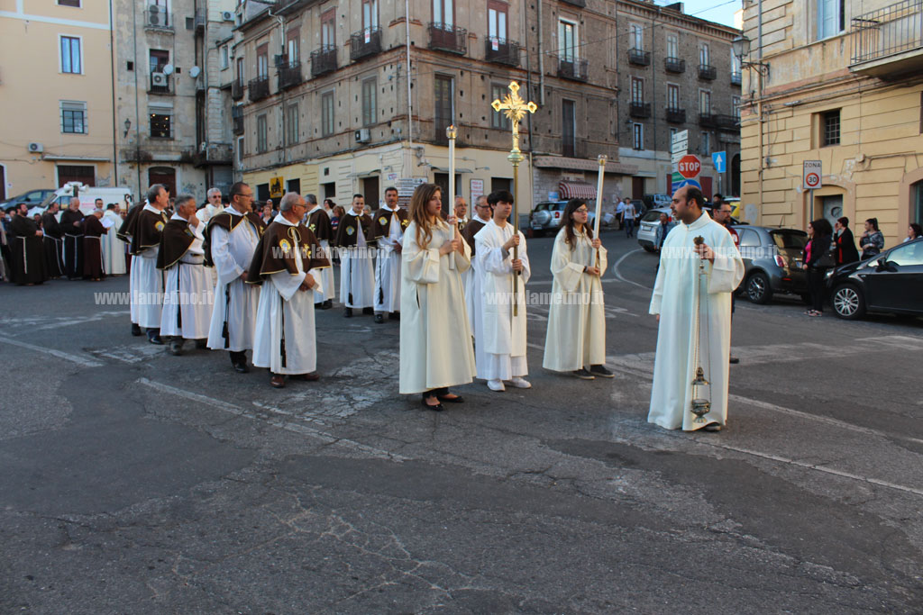 Lamezia, nel vivo festeggiamenti Sant’Antonio con apertura Porta Santa del Santuario - VIDEO