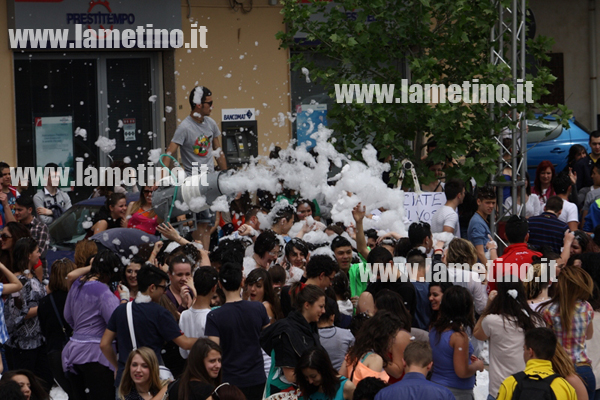 Lamezia: Schiuma Party tra studenti nell'area Cristoforo Colombo