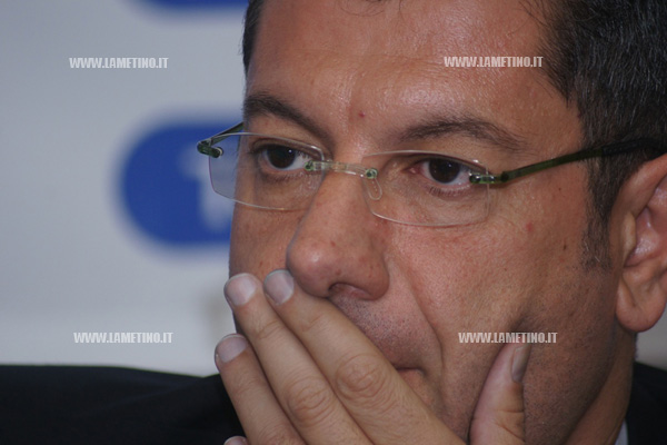 Fondi pubblici distratti e finiti a cosche, indagato Scopelliti ex presidente della Regione 