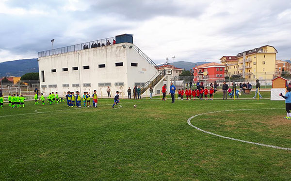 Lamezia, proseguono attività scuola calcio "Asd Gatto e Lio": tornei in Puglia e a “Riga”